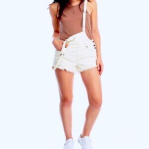 We The Free White Cutoff  Denim Shortalls Short Overalls Size 27 , 4 Free People